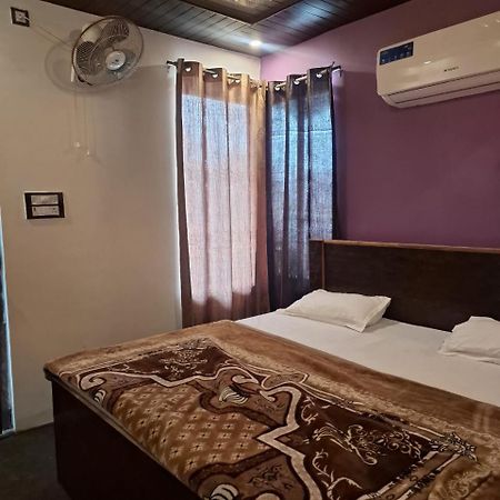 Privyrooms Gorakhpur Extérieur photo